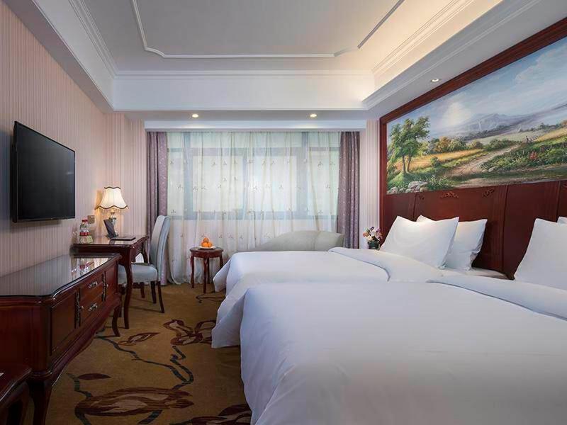 Vienna International Hotel Fenghua Zhongshan Road Εξωτερικό φωτογραφία